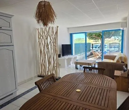 L Esprit Front De Terrasse Climatisation Parking Ле-Гро-дю-Руа